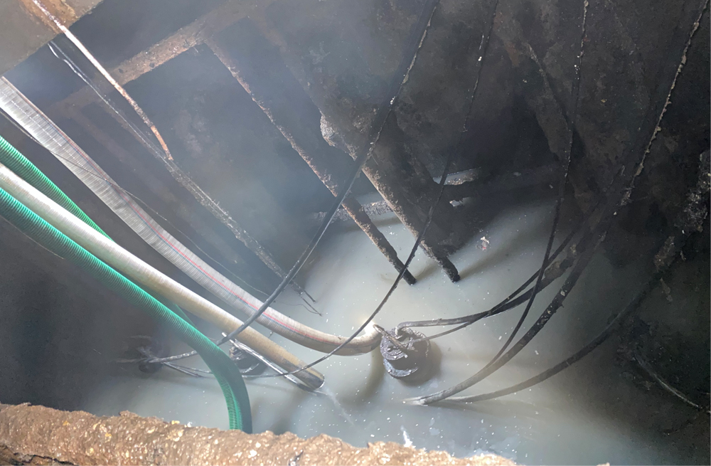 272夫子庙商城污水池清运